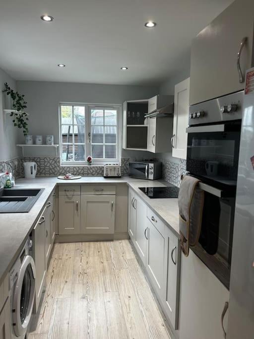 Old Kilpatrick 15 Min Drive To Airport 20 Min To Loch Lomond And City Center מראה חיצוני תמונה