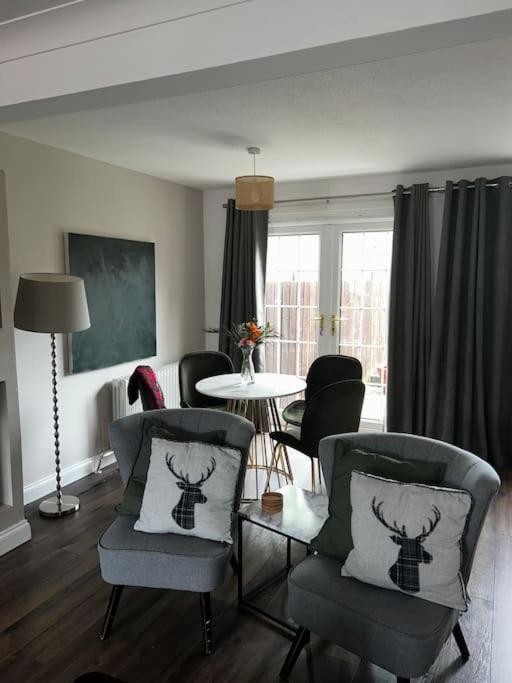 Old Kilpatrick 15 Min Drive To Airport 20 Min To Loch Lomond And City Center מראה חיצוני תמונה
