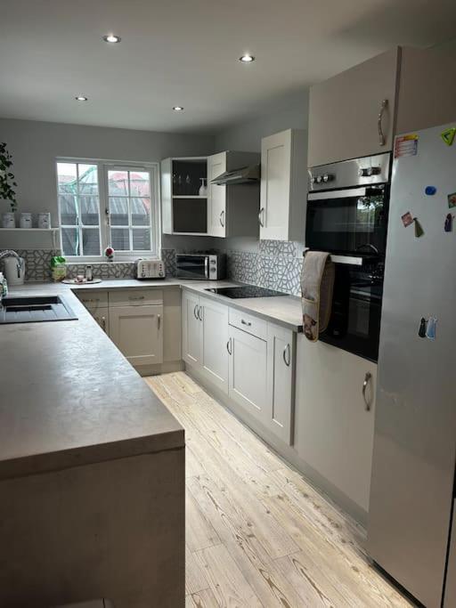 Old Kilpatrick 15 Min Drive To Airport 20 Min To Loch Lomond And City Center מראה חיצוני תמונה