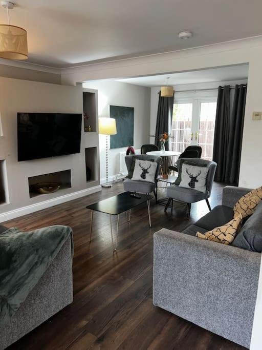 Old Kilpatrick 15 Min Drive To Airport 20 Min To Loch Lomond And City Center מראה חיצוני תמונה