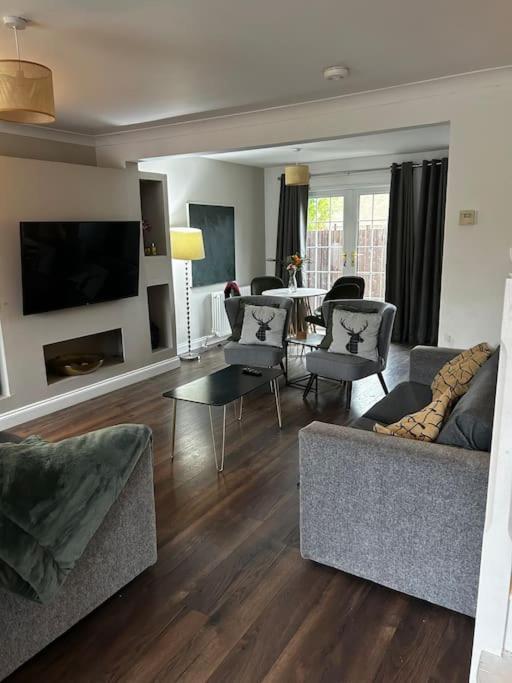 Old Kilpatrick 15 Min Drive To Airport 20 Min To Loch Lomond And City Center מראה חיצוני תמונה