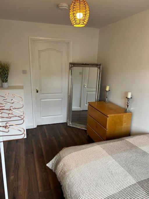 Old Kilpatrick 15 Min Drive To Airport 20 Min To Loch Lomond And City Center מראה חיצוני תמונה