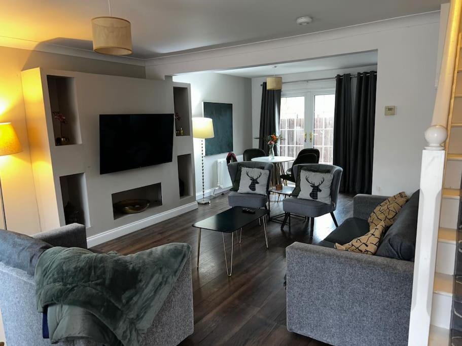 Old Kilpatrick 15 Min Drive To Airport 20 Min To Loch Lomond And City Center מראה חיצוני תמונה